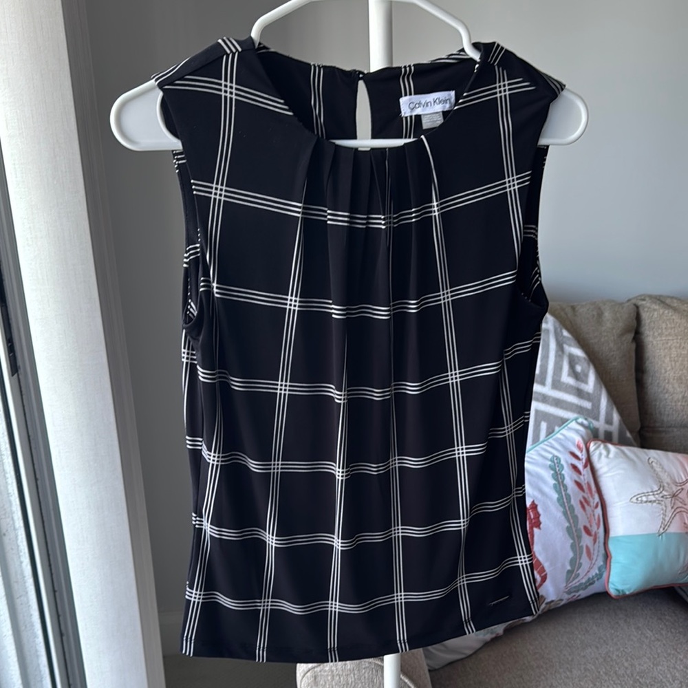 Calvin Klein Women's Black Sleeveless Top